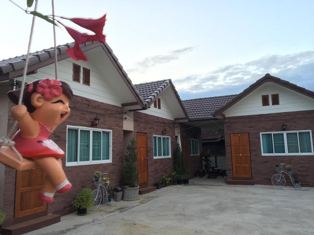 Latisha House Hotel Chiang Rai Buitenkant foto